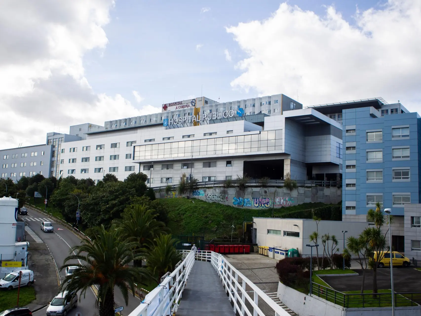 UN SOLO TCE PARA HASTA 33 PACIENTES EN VARIOS HOSPITALES DEL ÁREA SANITARIA DE  A CORUÑA Y CEE