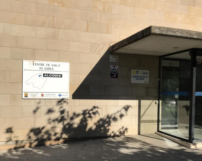  PROFESIONALES Y USUARIOS DE VARIOS CENTROS DE SALUD DE LOS SECTORES SANITARIOS DE MIGJORN Y TRAMUNTANA SOPORTAN TEMPERATURAS EXTREMAS