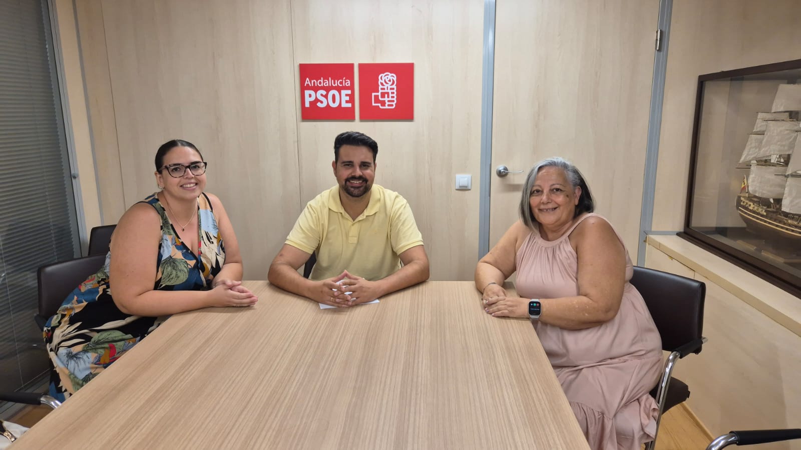 EL PARLAMENTARIO DEL PSOE POR ALMERÍA SE COMPROMETE CON LAS REIVINDICACIONES DE LOS TCE